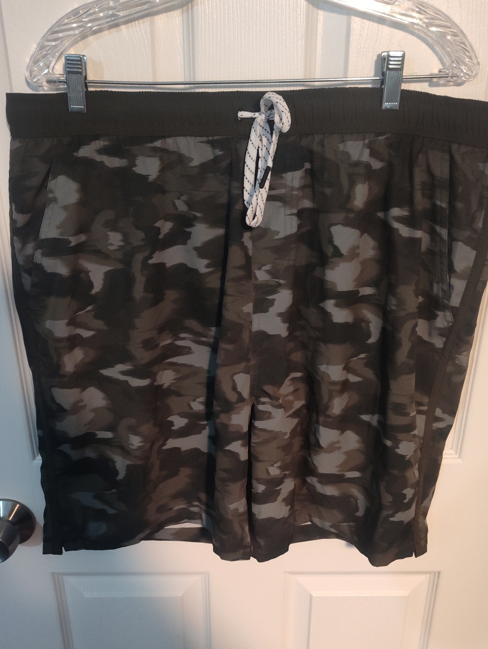 Eddie Bauer Men’s Swim Shorts - Black & Gray Camo